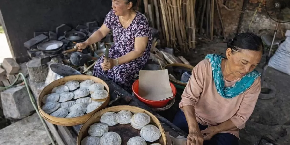 Serabi Kerun Ponorogo Diburu Jelang Buka Puasa, Sehari Laku 1.500 Biji