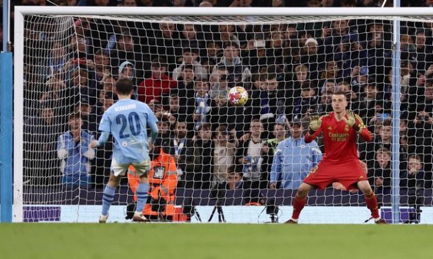 Bernardo Silva Protes Man City Tak Dapat Penalti