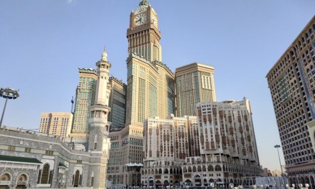Penerbangan Perdana Haji 2026 Di Mulai, Jamaah Tiba di Saudi 18 April