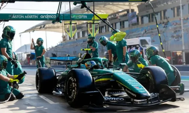 Aston Martin AMR26 Mengaum Pertama Kali, Fans F1 Antusias