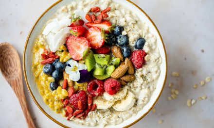 Oatmeal, Sarapan Sehat Yang Bikin Kenyang Lebih Lama