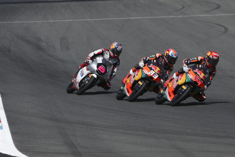 Rookie Tanpa Takut! Veda Ega Pratama Siap Guncang Moto3 2026