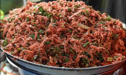 Penuh Makna! Lawar Jadi Warisan Kuliner Tradisional Bali