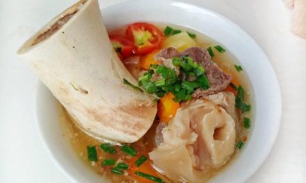 Bukan Sop Biasa, Sop Tunjang Khas Riau Dan Kuah Gurih