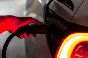 Wajib Tahu! Begini Cara Klaim Asuransi Baterai Mobil Listrik