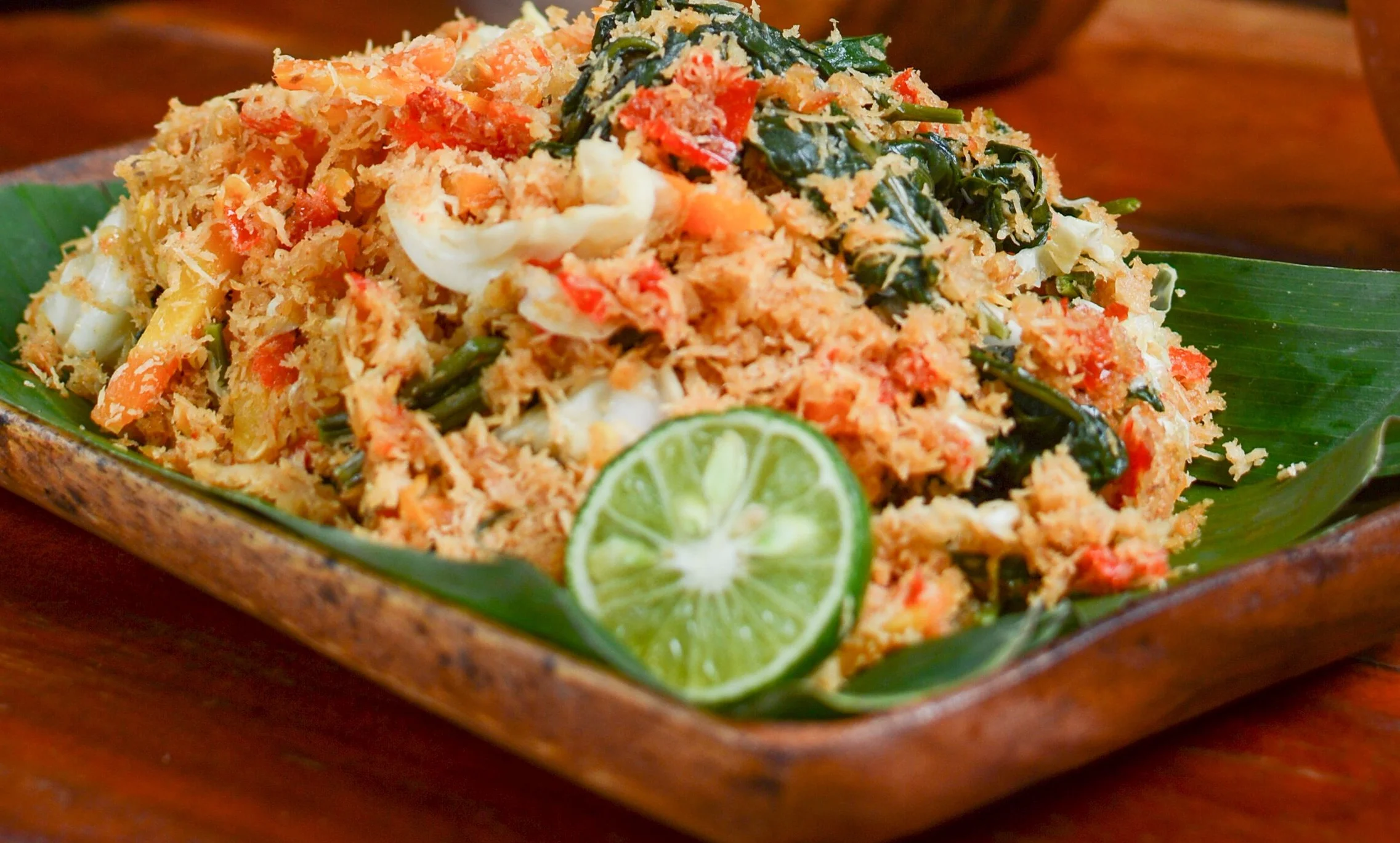 Kaya Serat, Rahasia Kelezatan Urap Sayur Khas Jawa Menggoda