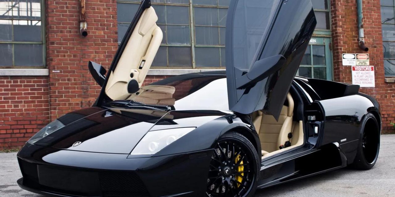 Warisan Lamborghini! Murciélago Jadi Simbol Kejayaan Mesin V12